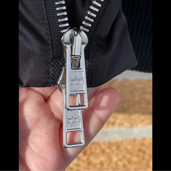 DANIEL PATRICK los angeles Cold Shoulder
Bomber Large - Picture 9 of 16